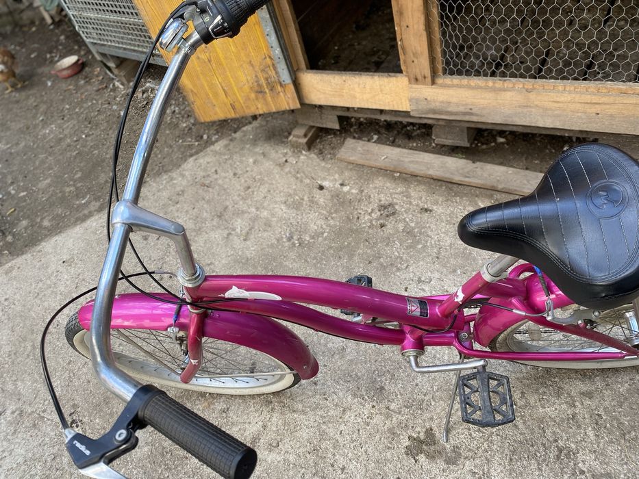 Bicicleta roz de vanzare