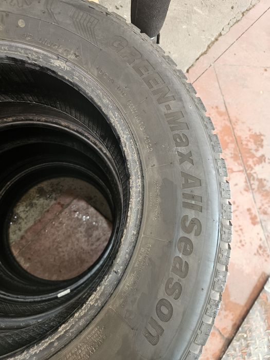 Гуми 215/70/16 2броя Всесезонни