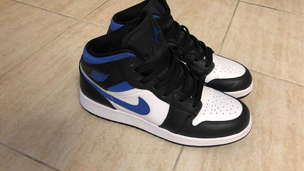 Jorden 1 mid  Albastru,alb,negru
