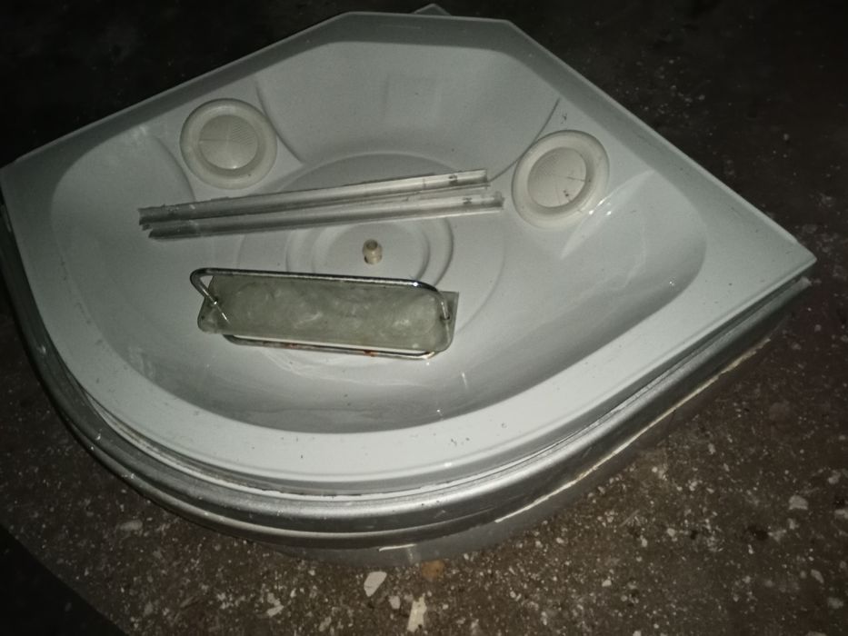 Унитазы раковины б/у в отличном состоянии