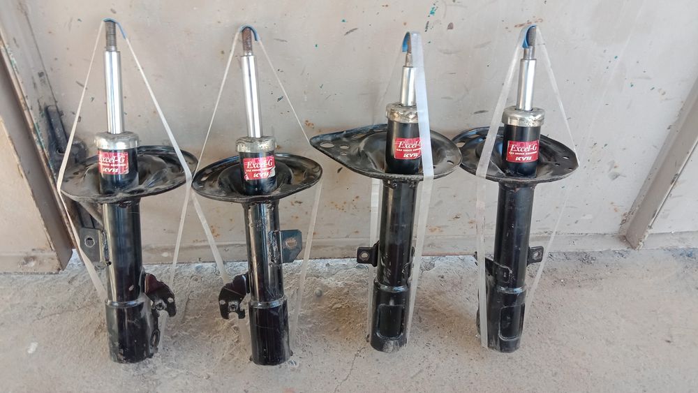 Амортизаторы б/у ТOYOTA Камри 30/35