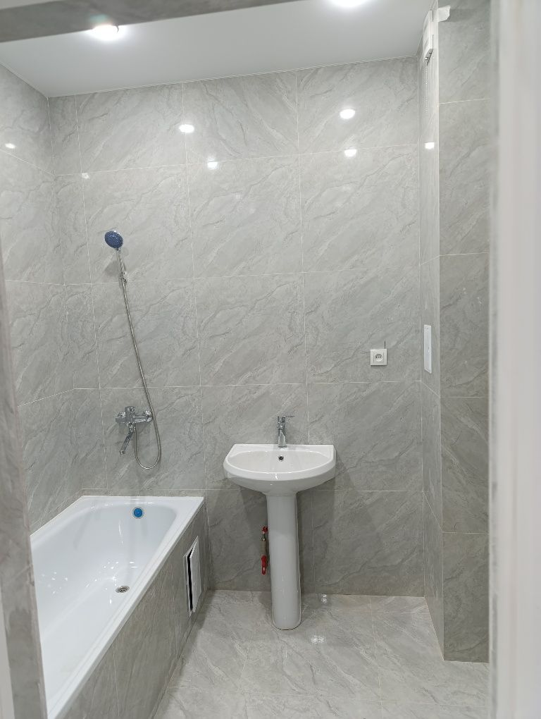 Продам 3 комнатную квартиру в новом ЖК