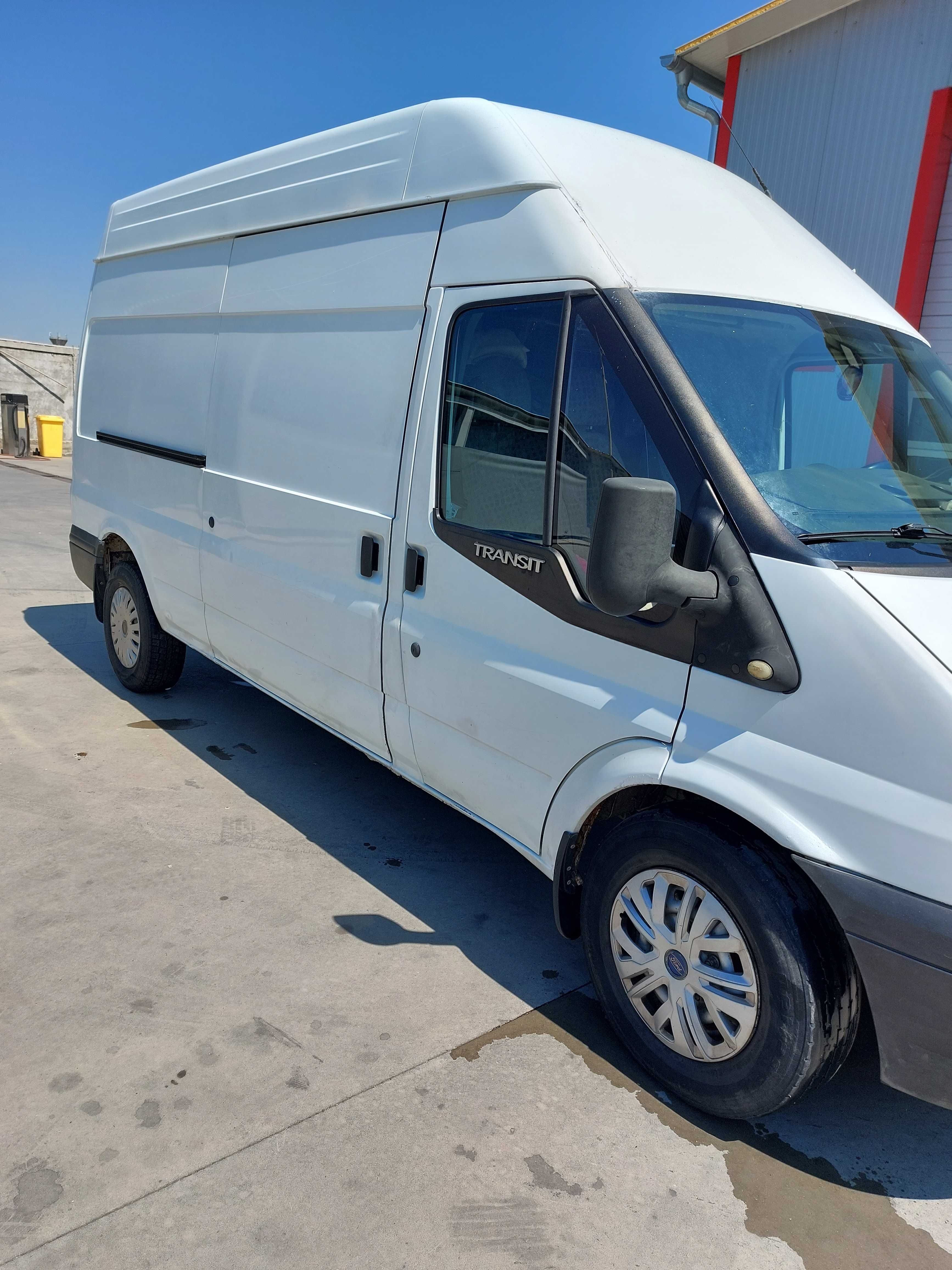 Ford transit 2400