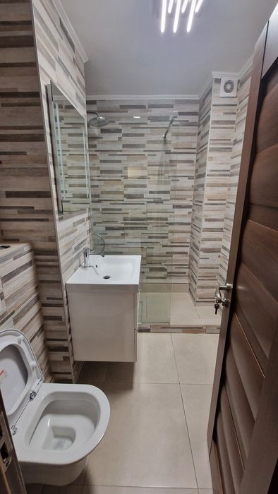 Apartament 4 camere de inchiriat