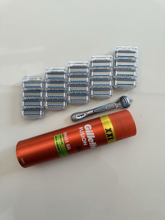 OFERTĂ. 20 rezerve Gillette Proglide+aparat+Gel de ras XXL