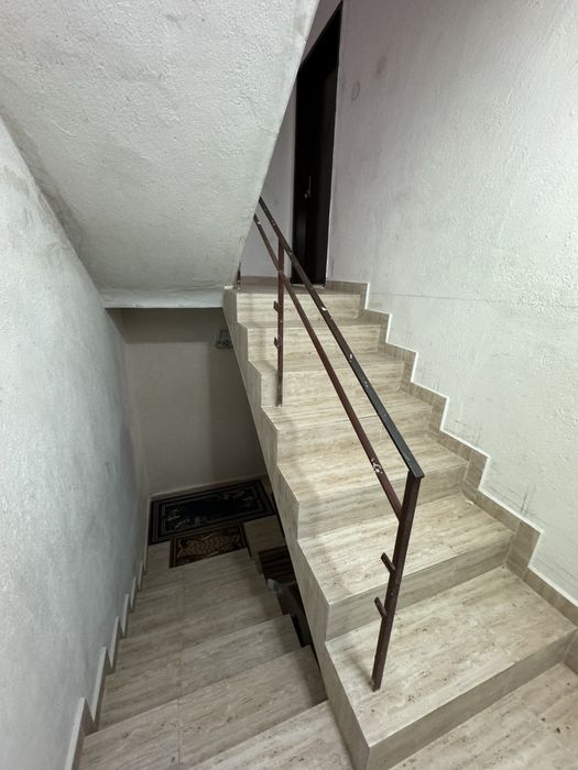 Продава се Къща в Казанлък - 300 кв.м за 405 €/кв.м - Снимка #17