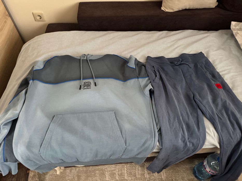 Анцуг Hugo Boss оригинален син комплект долнище м горнище L