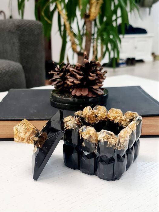 Cutie bijuterii din rāsinā epoxidica