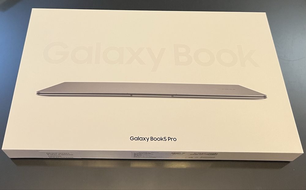 Samsung Galaxy Book5 PRO Sigilat ! AI i7 Ultra 512GB 16GB 15,6”