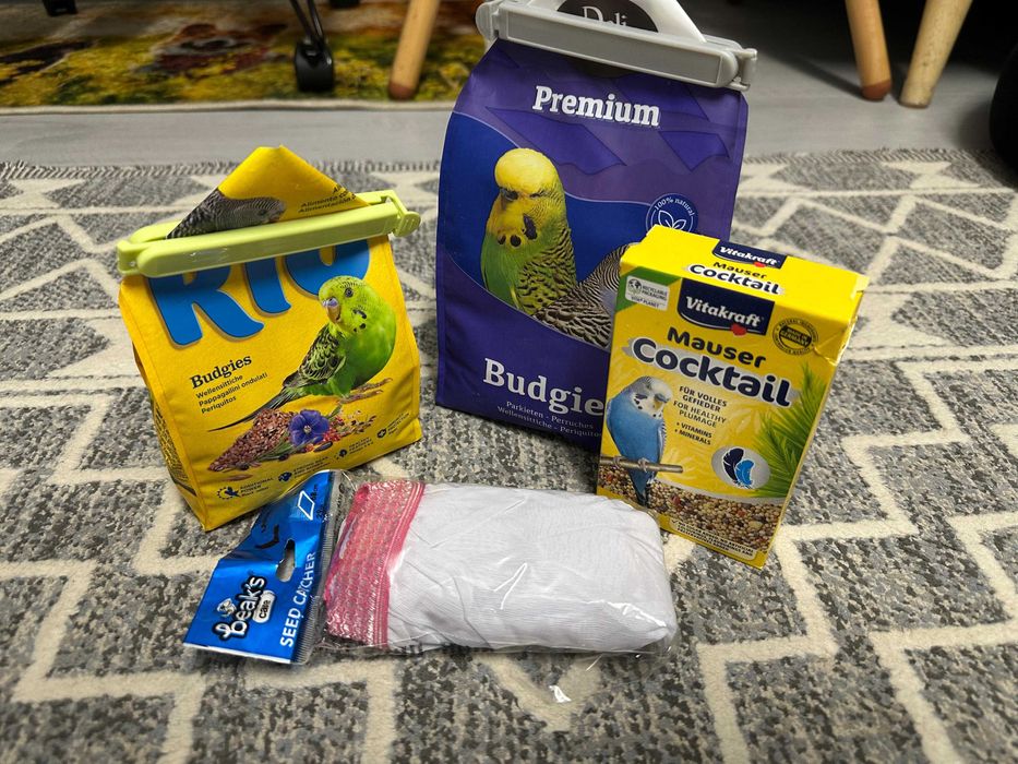 Colivie/ Cusca perusi (51 Lungime x 30 latime x 48 H (inaltime) cm)