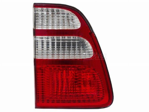 Фонарь в крышку багажника Toyota Land cruiser