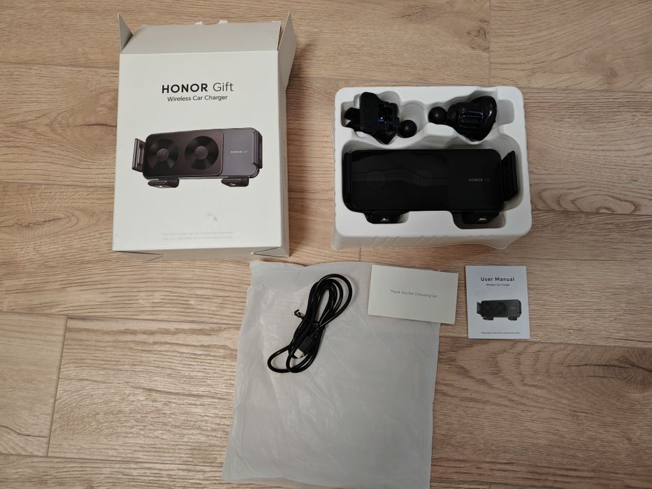 Оригинално зарядно за автомобил Honor