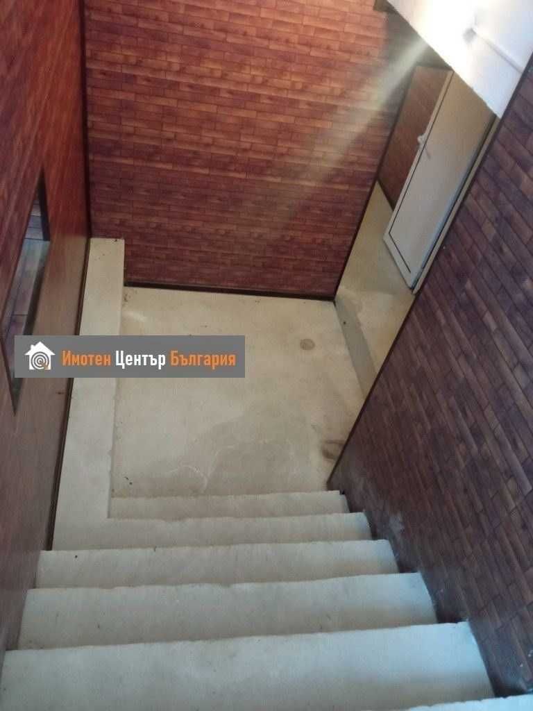 Дава се под наем Склад в София, Слатина - 196 кв.м за 175000 € - Снимка #3