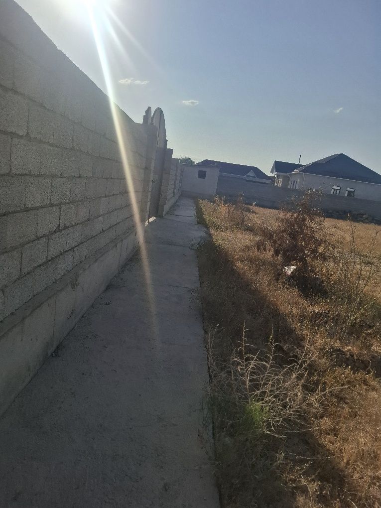 Үй сатылады торг бар