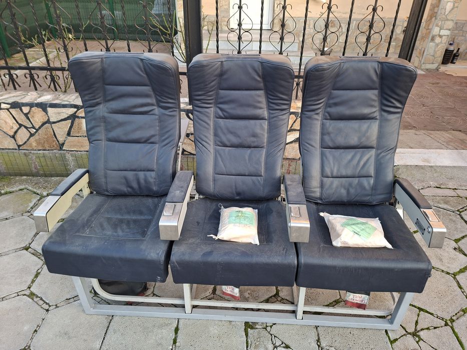 Самолетни седалки