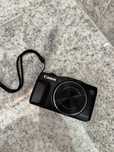 Компактен фотоапарат Canon SX700HS