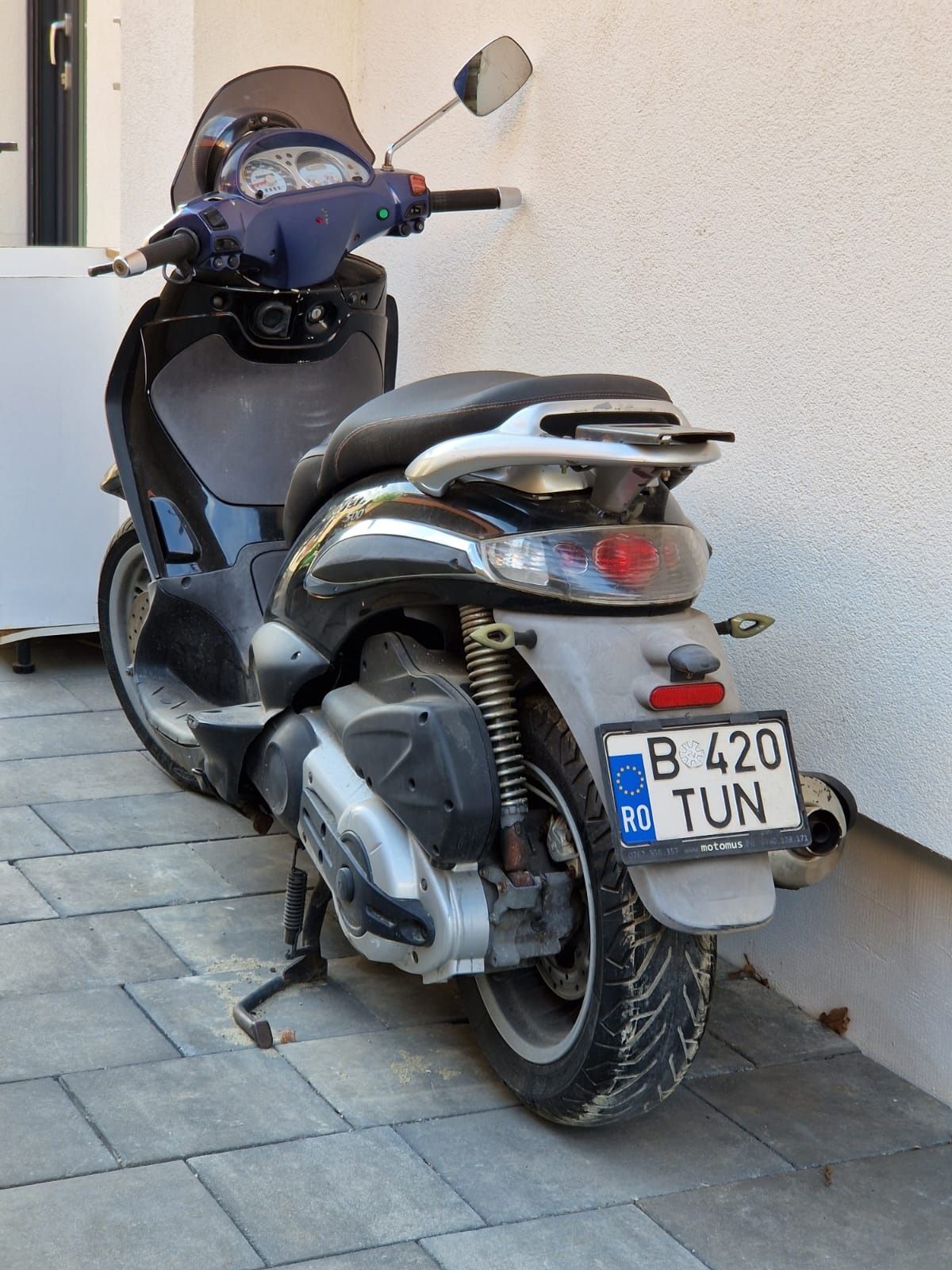 Scuter (scooter) Piaggio Beverly 500