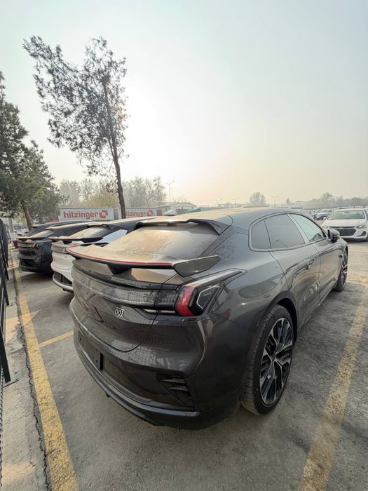 Electromobil Zeekr 001 Restayling 2026 Model.