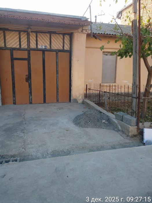 Uy sotiladi tayyor uchastka