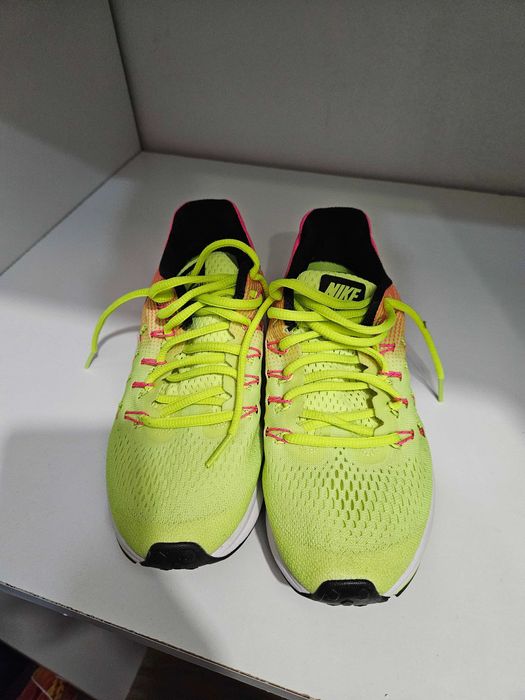 Pantofi Nike marimea 38