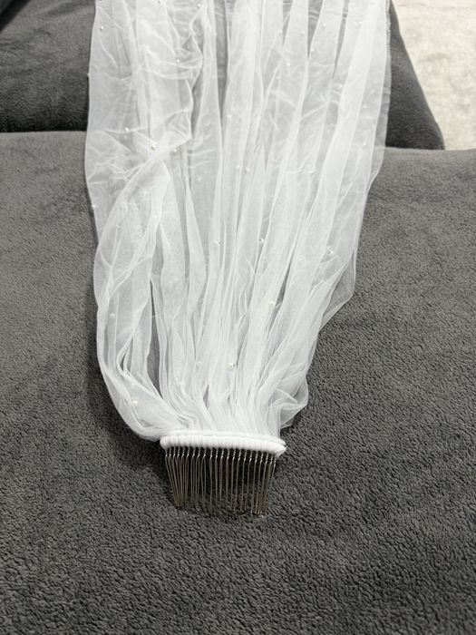 Voal mireasa cu perle, nou, pieptan metalic, 1,5x1,5m, alb laptos