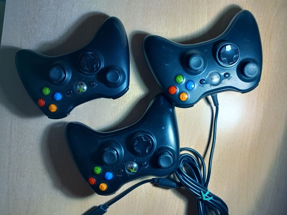 Vând un Xbox360 complet plus un portal Skynlan plus joculder