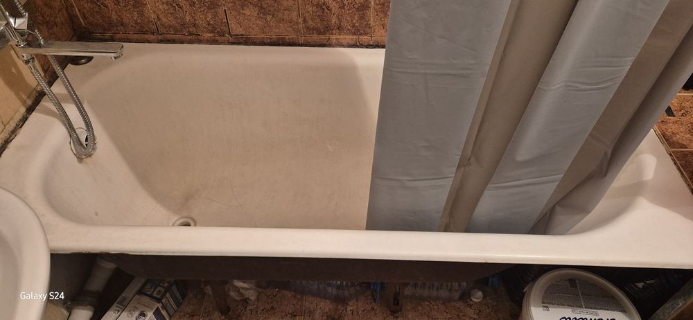 Срочно продам ванну б/у 150*70