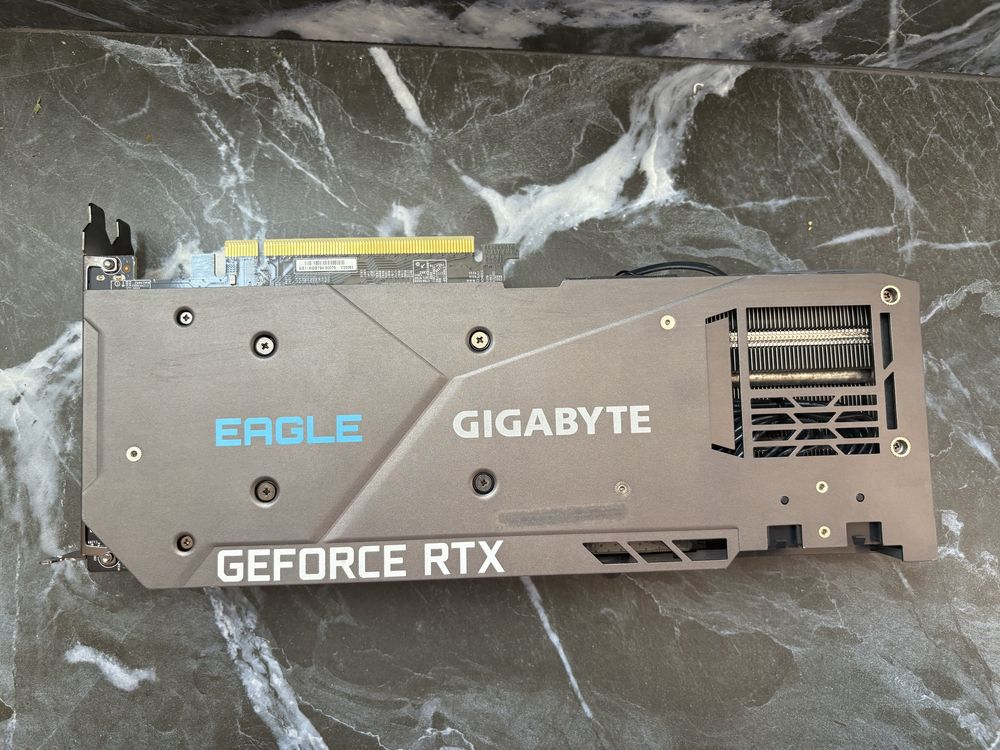 Geforce RTX 3070 eagle 8GB