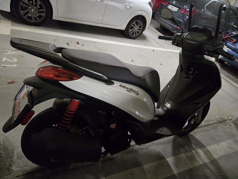 Piaggio Medley 125 S ABS – MY2024 – 350 km - Alb Luna
