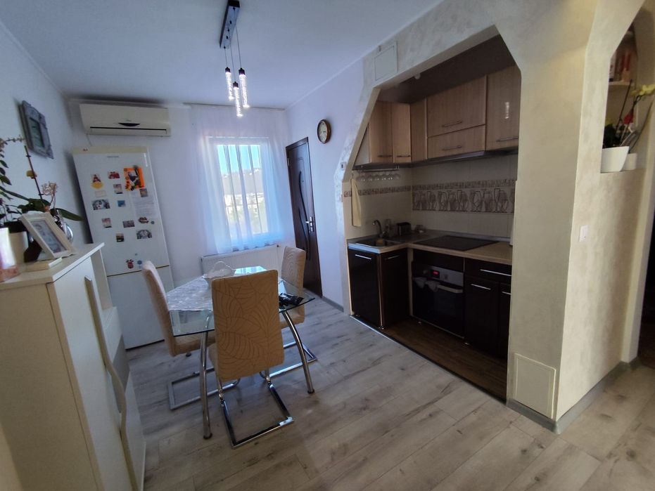 Închiriez apartament 3 camere Tudor