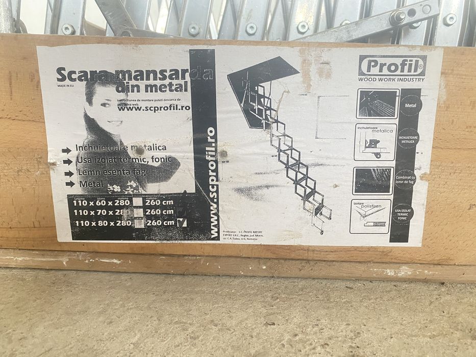 Scara extensibila pod /mansanda