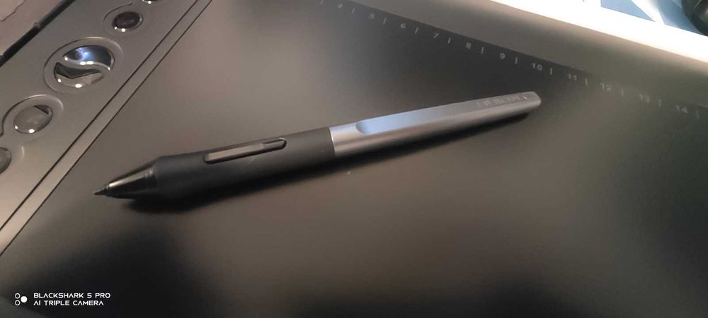 Tabletă grafică Profesionala Huion Inspiroy H610 Pro V2 – ca nouă