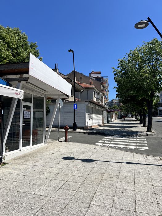 Дава се под наем Магазин в к.к. Дюни - 24 кв.м за 2805 € - Снимка #1