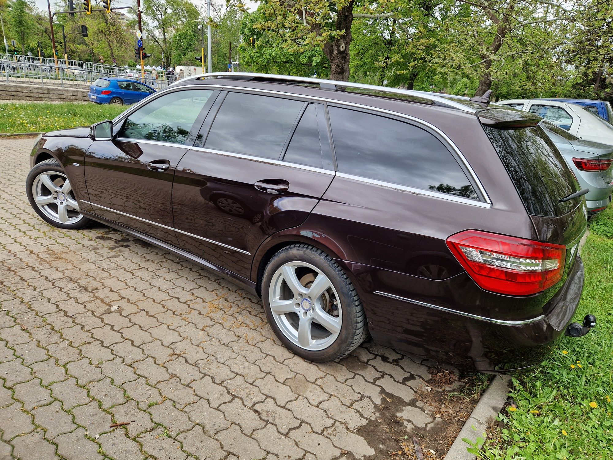 Mercedes benz E350 w212 4Matic Airmatic