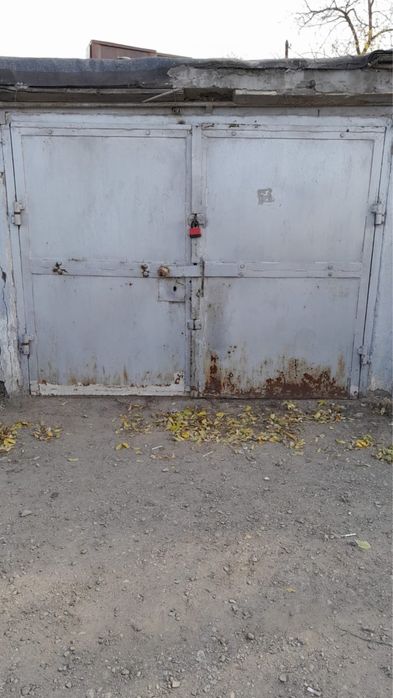 Гараж 18 кв/м со смотровой площадкой и сухим погребом