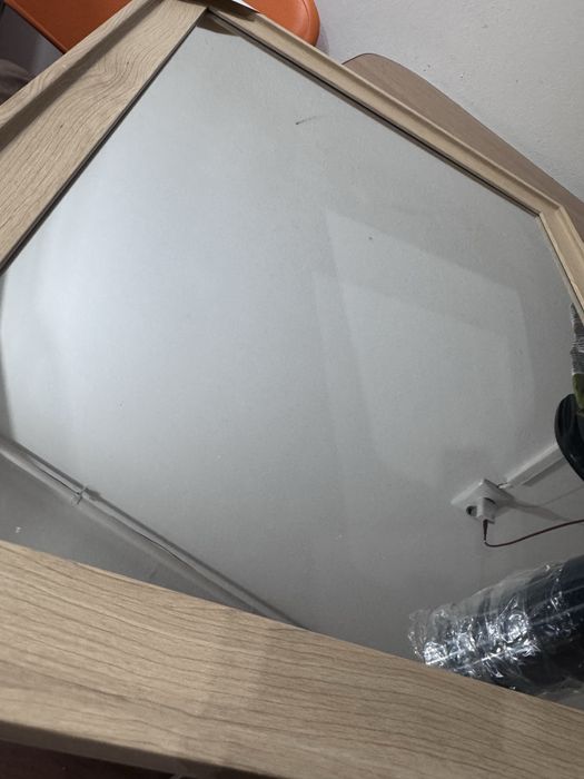 Oglinzi pt baie sau masa de make-up