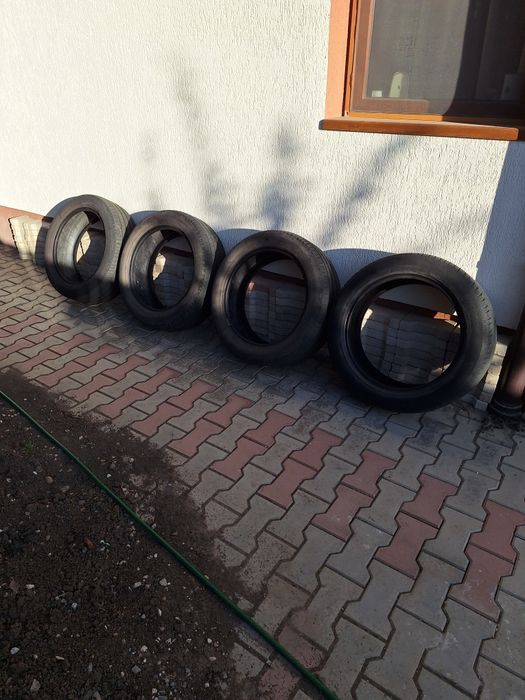 Vând 4 anvelope vara Michelin Primacy folosite 225/50 R 18 DOT 47.16