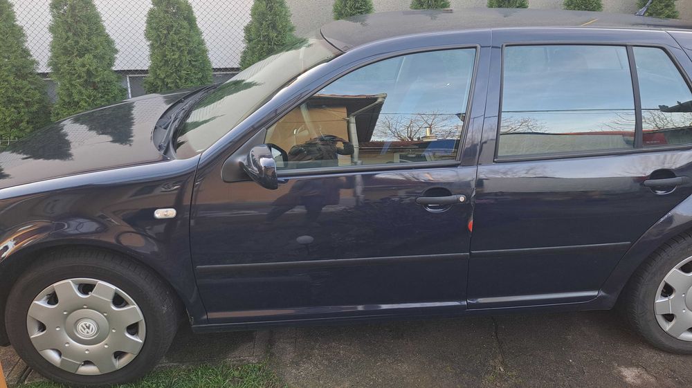Masina volkswagen golf 4