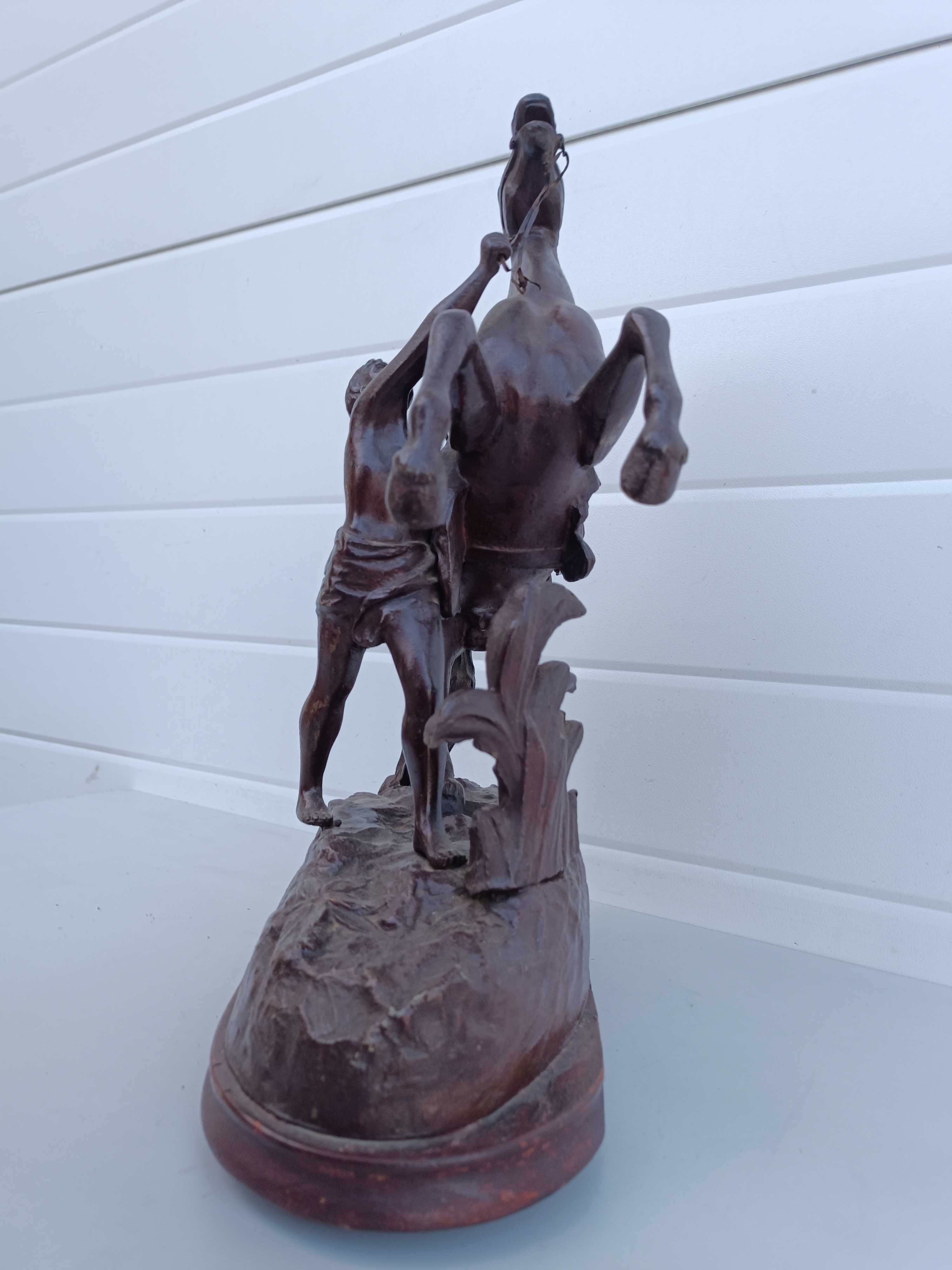 Френска метална статуетка по модела на "Коне на Марли" от Гийом Кусту