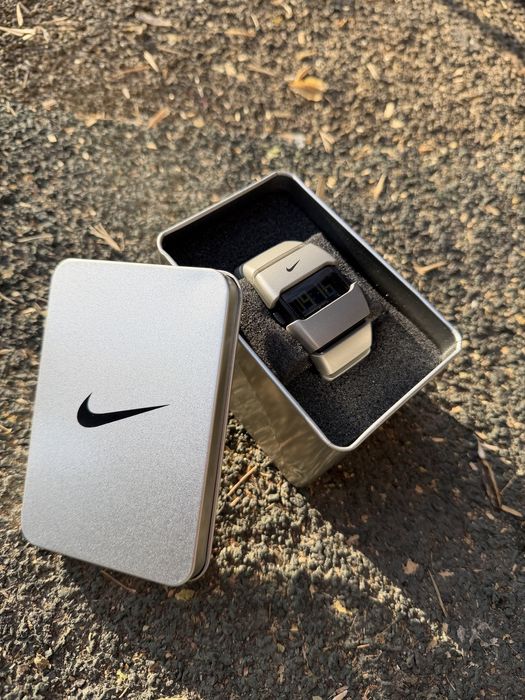 Nike d-line watch