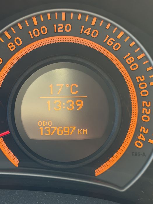 Toyota Auris I 1.4 D-4D (90 CP)