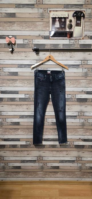 Томму Hilfiger M-дамски дънки (х-312)