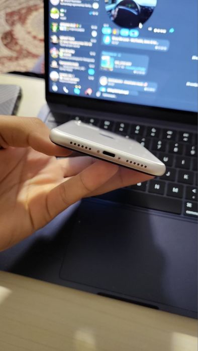 Iphone 11 ideal 64/100