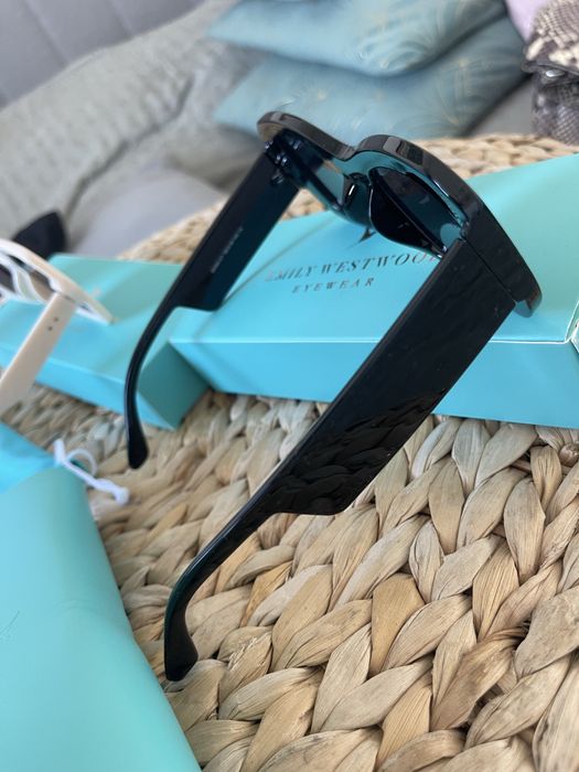 Слънчеви очила Emily Westwood нови