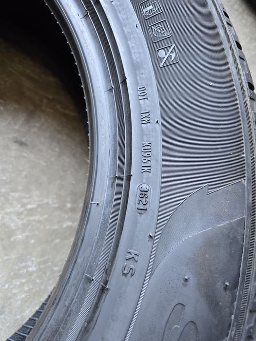 255/60/20 PIRELLI 4бр