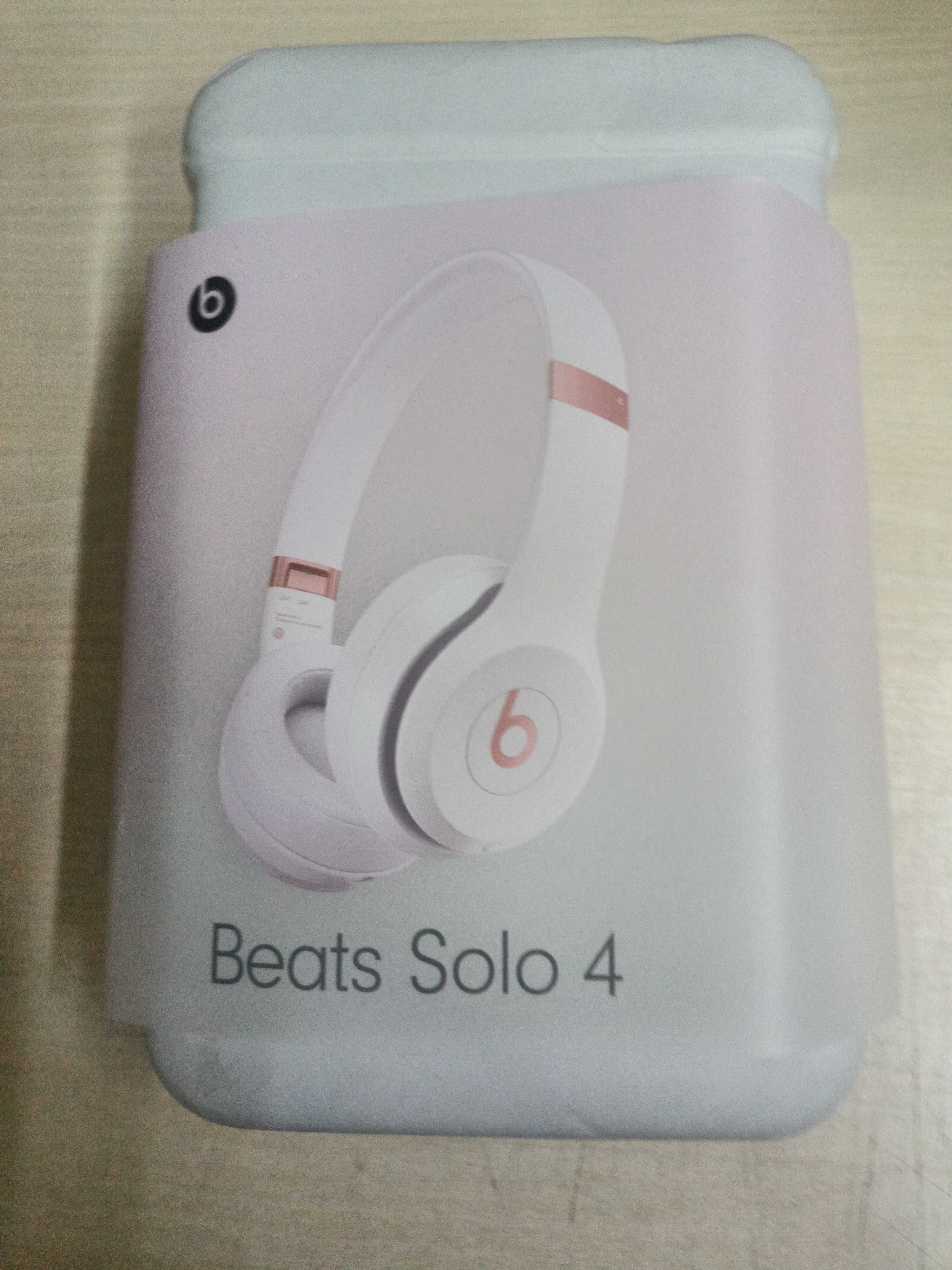 Beats Solo 4 roz