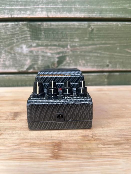 Vând Digitech DF-7 Distortion Factory