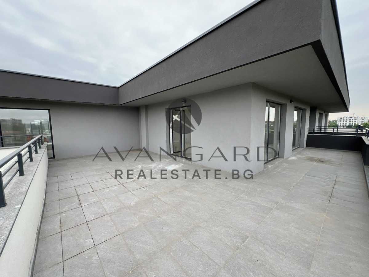 Продава се Тристаен апартамент в Пловдив, Остромила - 206 кв.м за 882 €/кв.м - Снимка #8