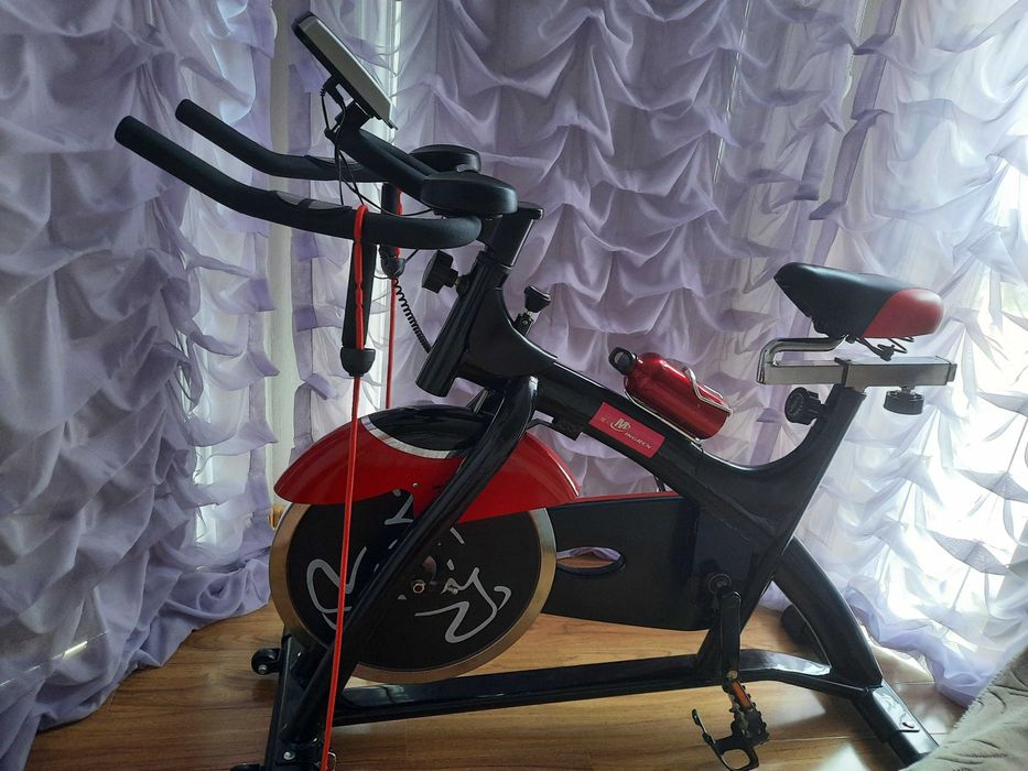 Продается велотренажер