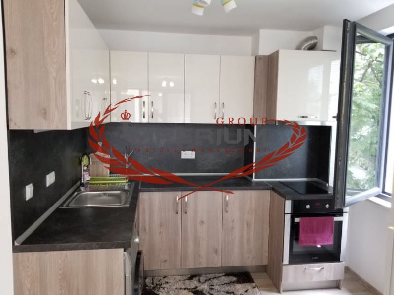 Дава се под наем Тристаен апартамент в Варна, Общината - 70 кв.м за 663 € - Снимка #1